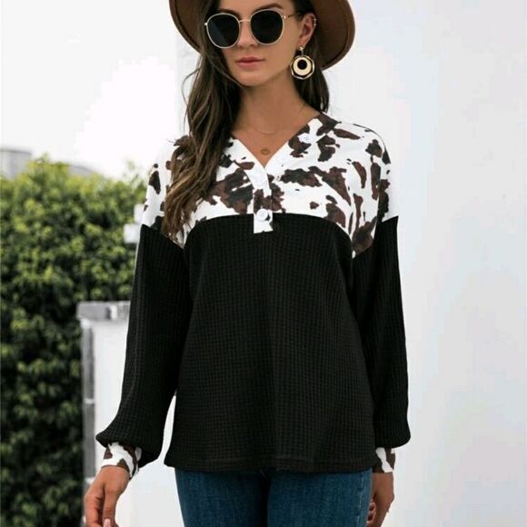 Cow Panel Half Button Sweatshirt - Picture 5 of 7